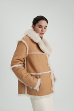 Двусторонняя бежевая шуба-дублёнка