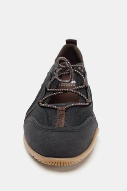 ZARA СПОРТИВНЫЕ БАЛЕТКИ С ЭЛАСТИЧНЫМИ РЕМЕШКАМИ, ЧЕРНЫЙ