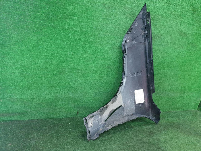 Крыло переднее правое BMW X5 F15 (2013-2018)