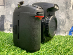 Nikon D7000 10.300 кадров Покупка/Продажа