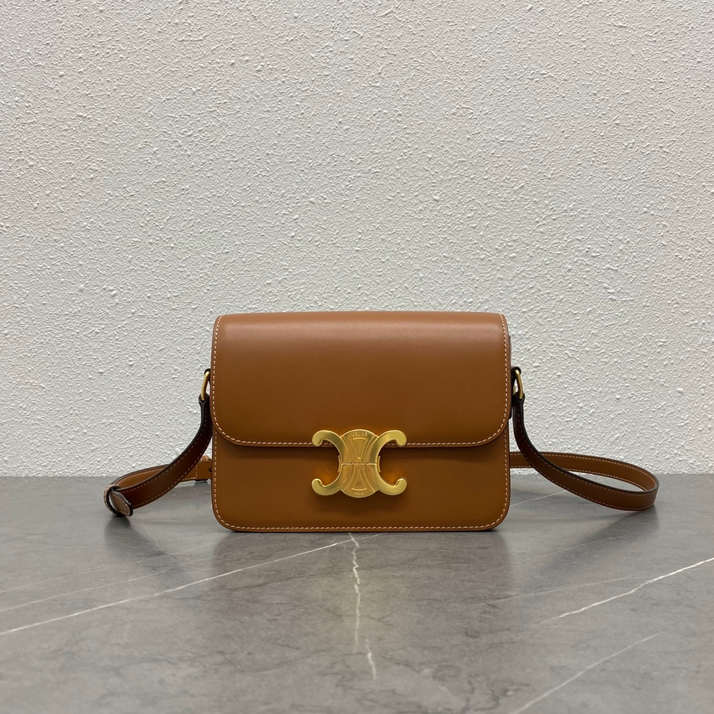 Celine Teen Triomphe Bag 18 cm