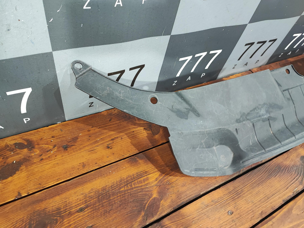 Накладка замка капота Audi Q5 (8R)  Б/У Оригинал 8r0807081a