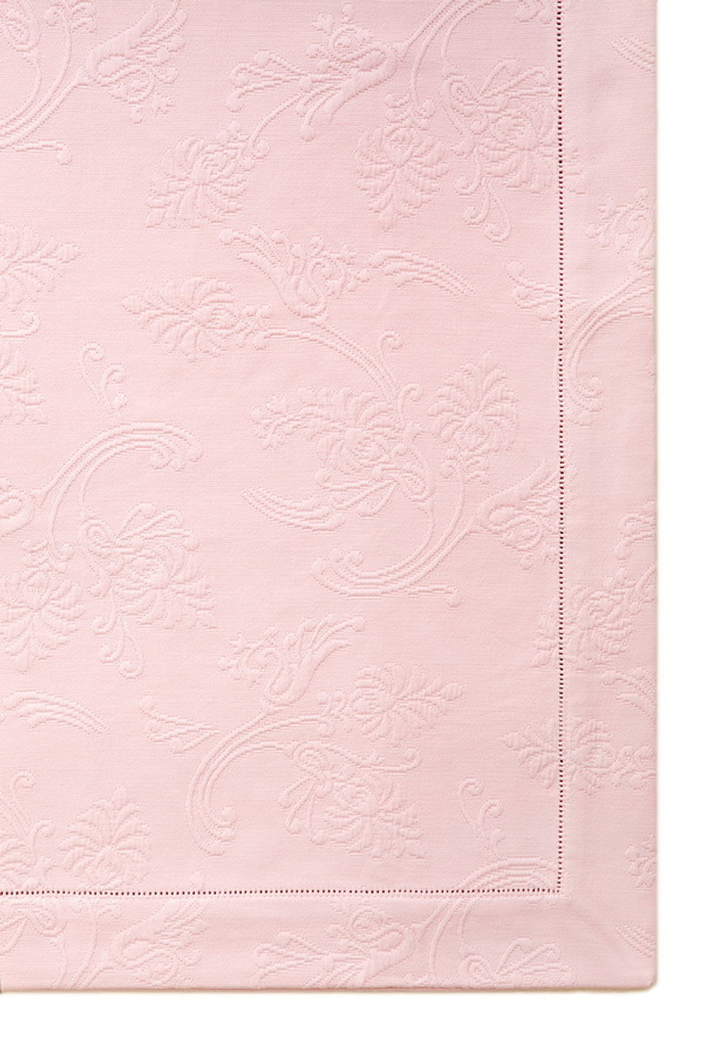 Покрывало 220x240 Luxberry Country с мережкой клубничный крем Португалия фрагмент