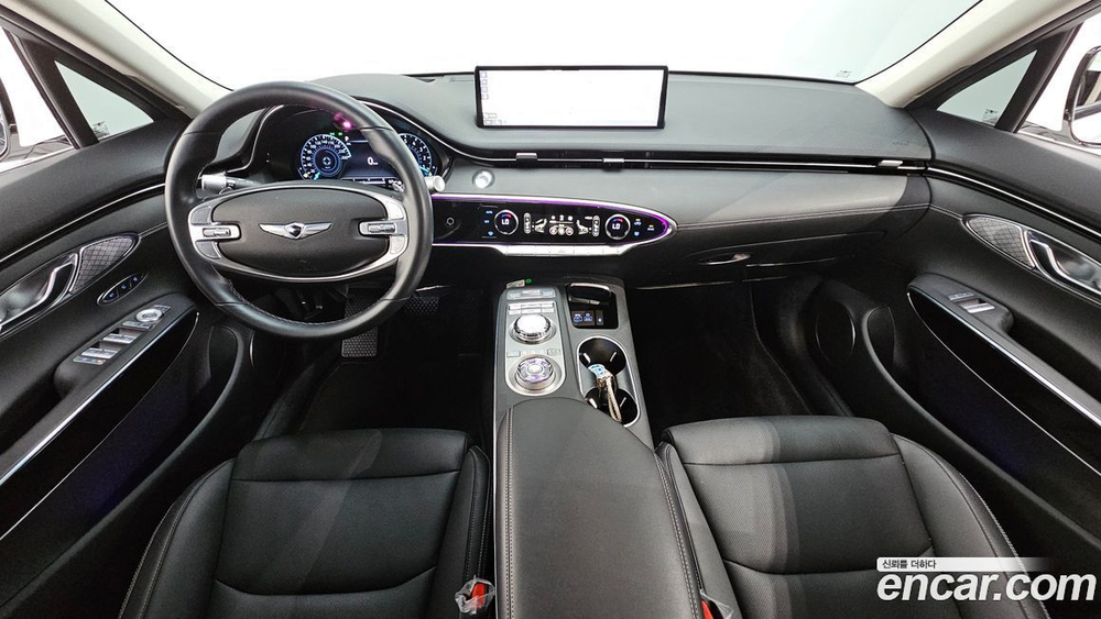 Genesis GV70 2.5T Бензин AWD (08.2021)