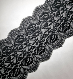 Кружево эластичное чёрное с ресничками К128