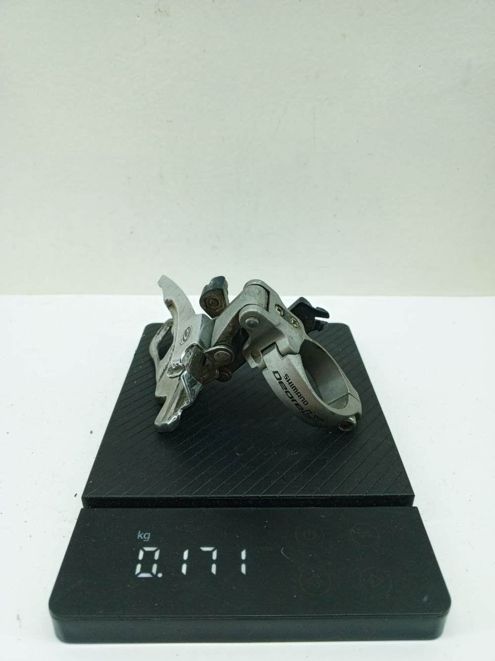 Переключатель на велосипед Shimano LX FD-M581