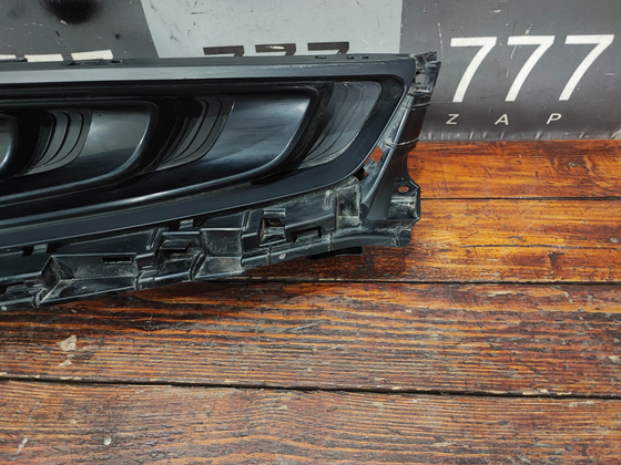 Решетка радиатора Geely Tugella 19-23 Б/У Оригинал 6013028500