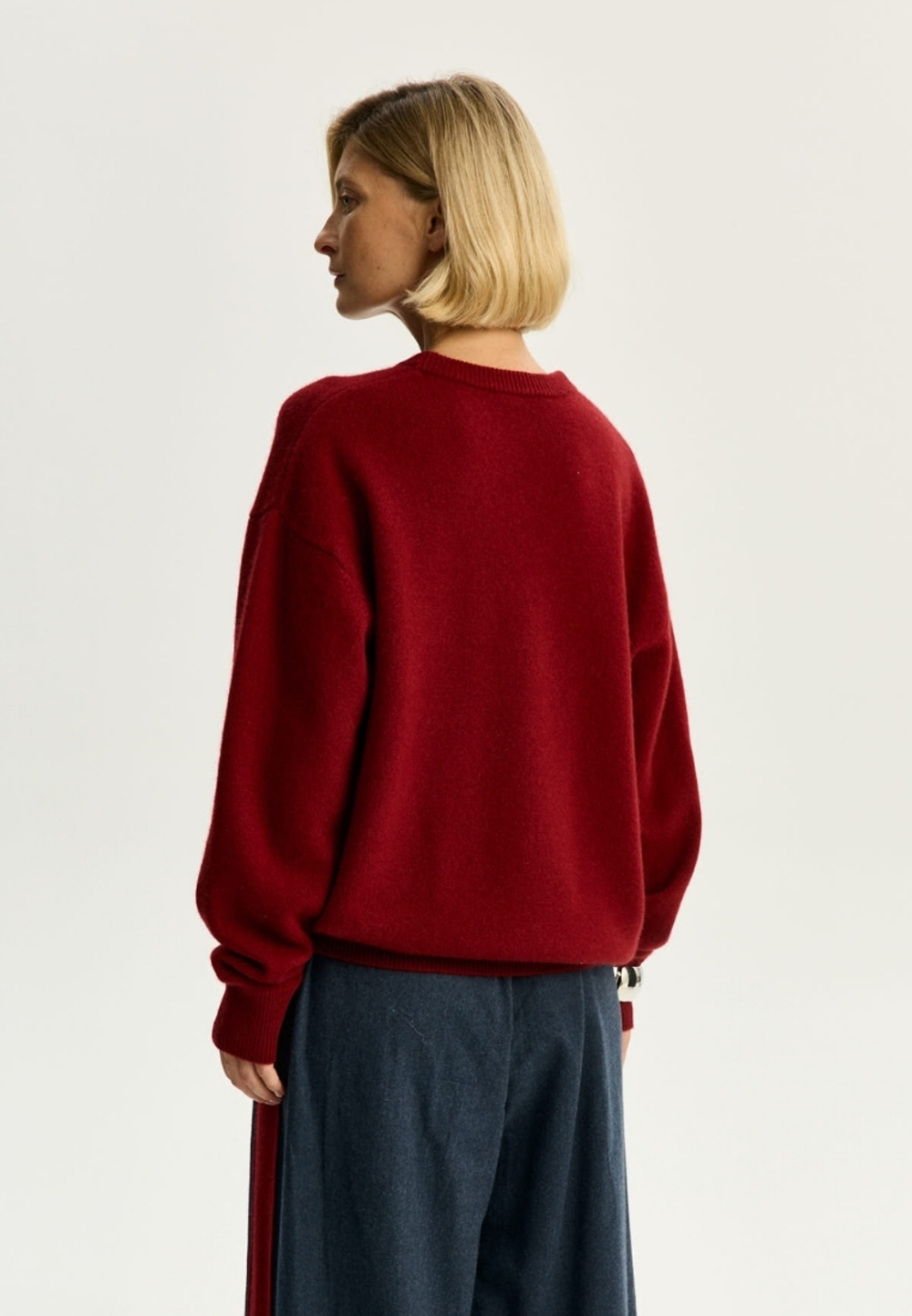 Свитер нежная классика