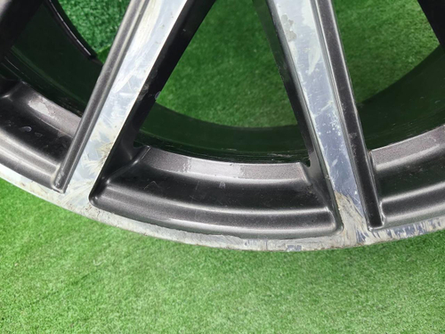 Диск литой R21 Maserati Levante (2016-2024) перед