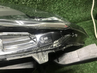 Фара левая Mitsubishi Pajero Sport 3 15-21 галоген