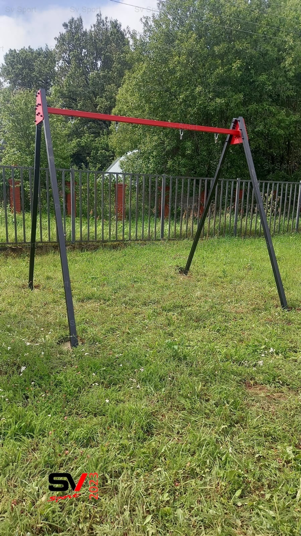 Монтаж уличных качелей Sv Sport