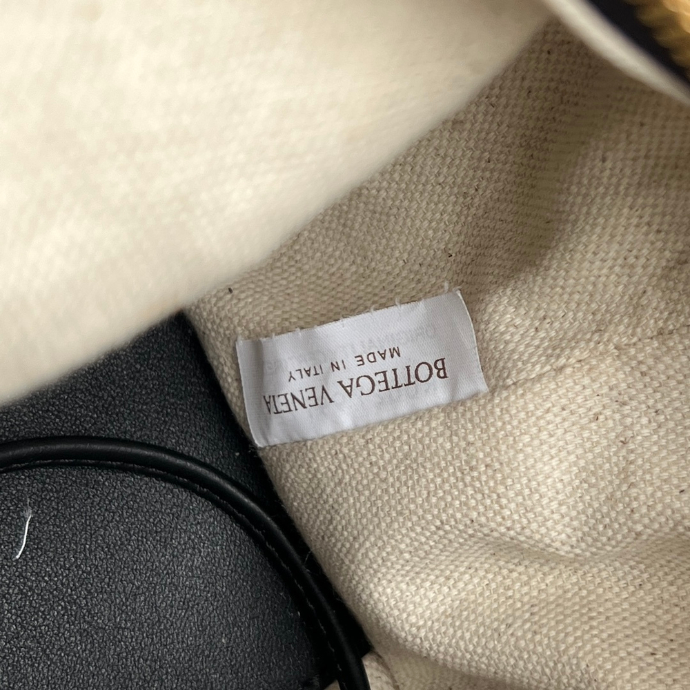 Bottega Veneta Small Loop Cross Body Bag 19 cm