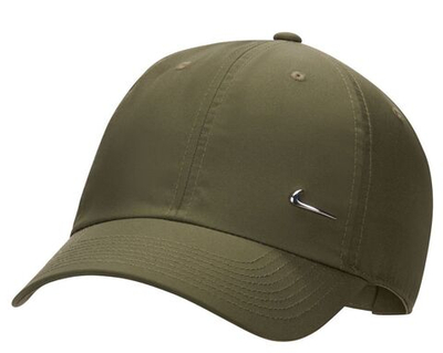 Теннисная кепка Nike Dri-Fit Club Unstructured Metal Swoosh Cap - cargo khaki/metalic silver