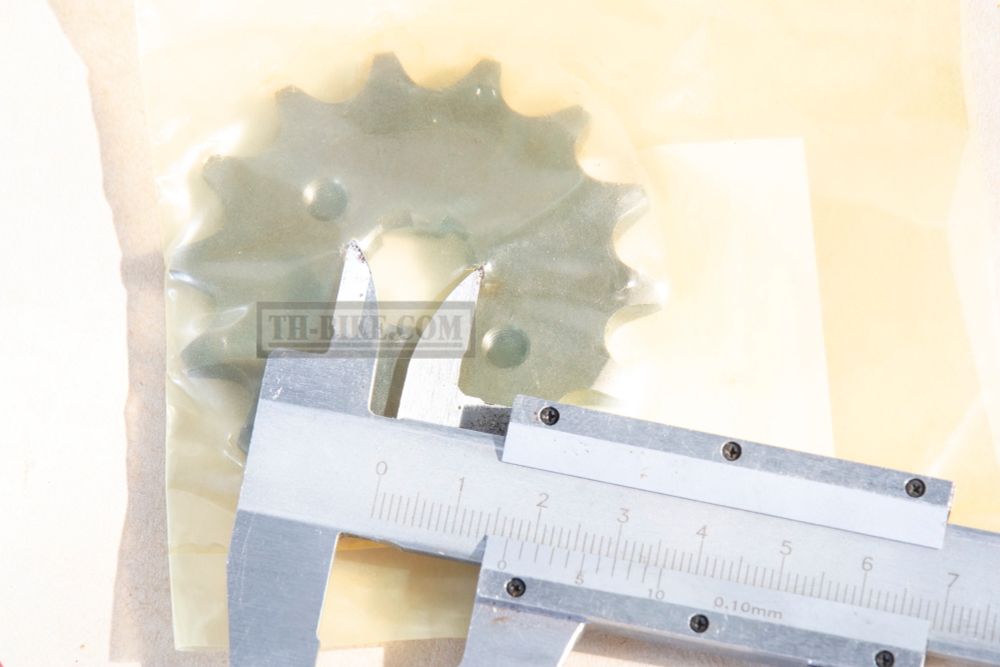 23801-KWW-740. SPROCKET, DRIVE (14T). Drive sprocket Honda Wave, Dream, Supercub, CRF110 (chain 420). 420-14T