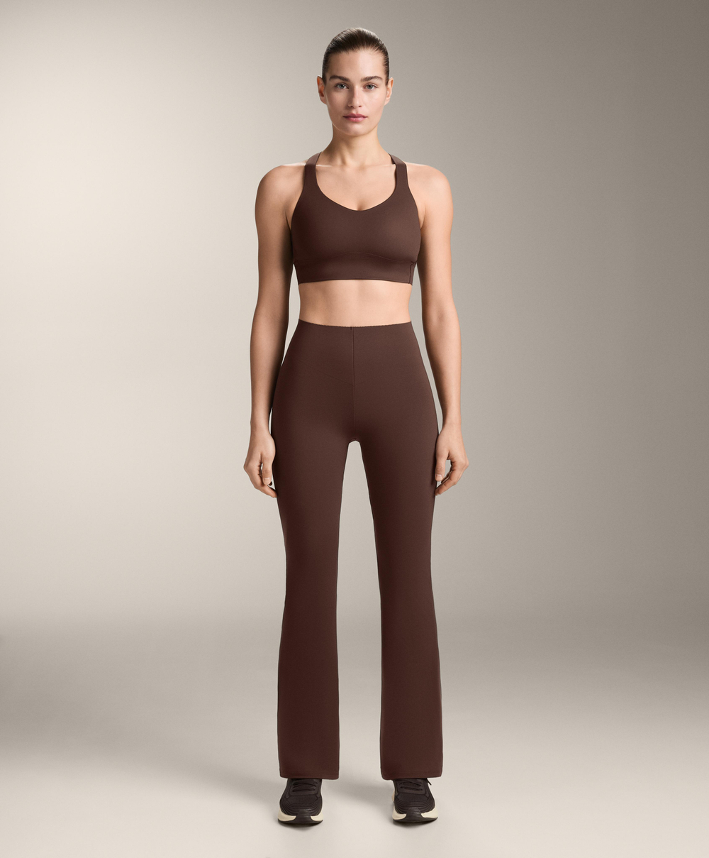 OYSHO Компрессионные брюки клеш Flare Compressive Raise Up, коричневый