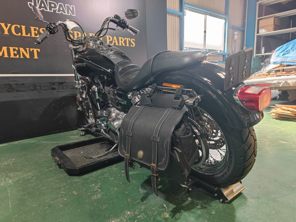 Harley-Davidson Super Glide FXDC1580 2013