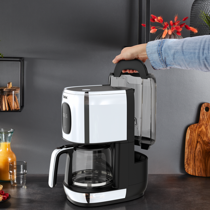 Капельная кофеварка Tefal Majestuo CM883D10