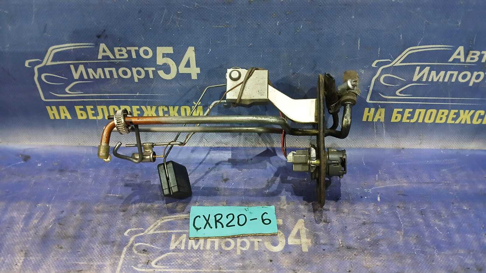 Датчик уровня топлива TOYOTA ESTIMA 1992