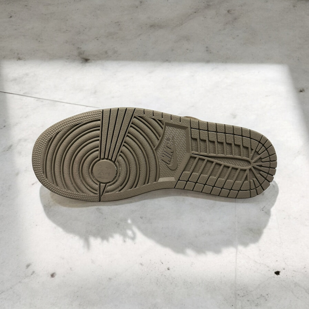 Nike Air Jordan 1 Retro Low OG SP • Velvet Brown