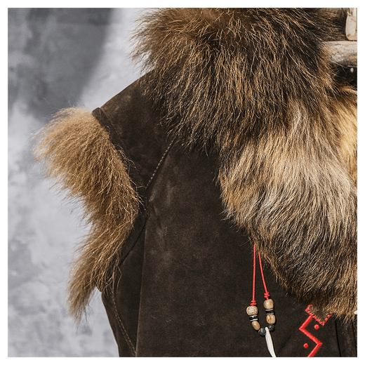 Жилет из меха медведя «Бирюк»