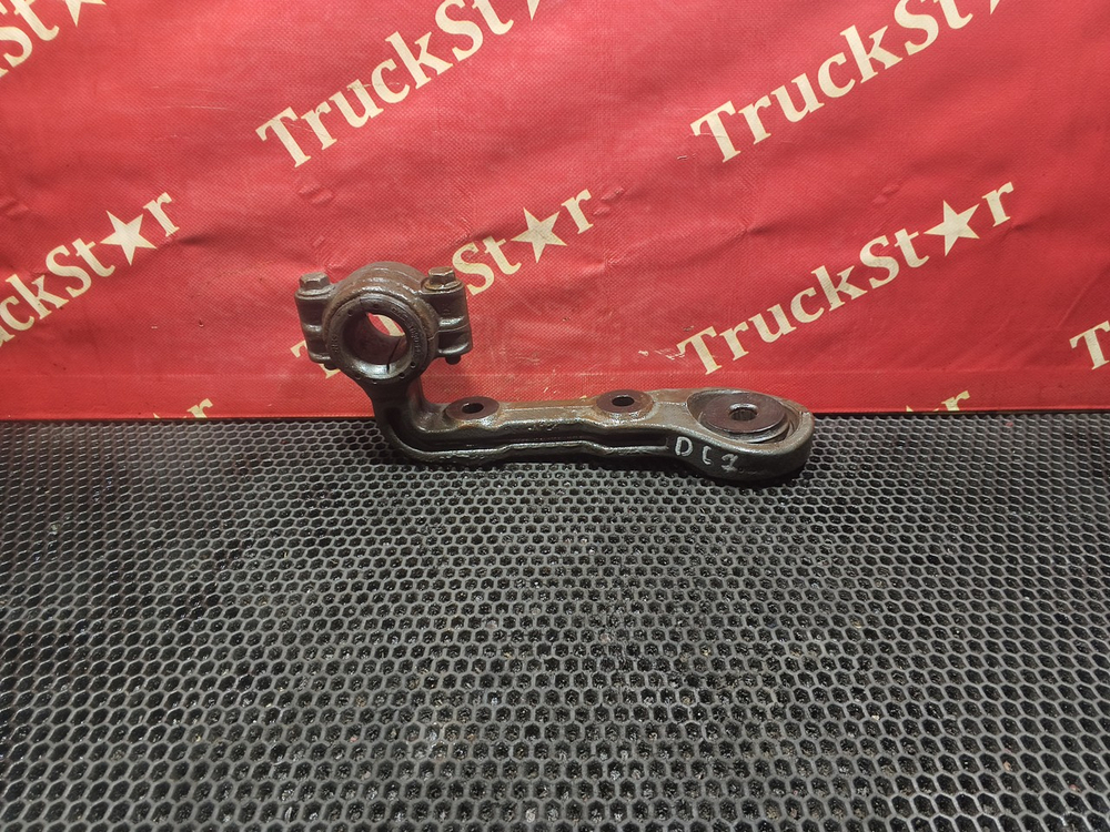 Кронштейн переднего стабилизатора 2020г