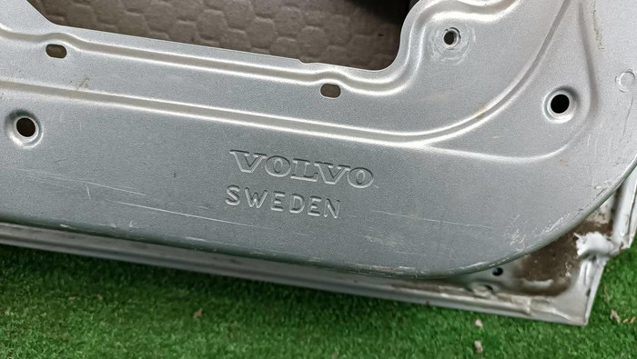 Дверь задняя левая Volvo S40 2 (2004-2012)