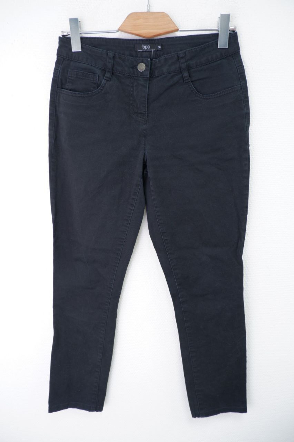 Джинсы Bpc черные 42 размер
