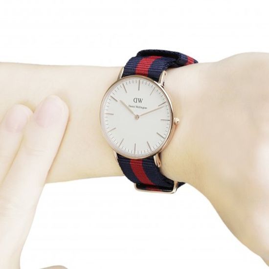 Часы женские Daniel Wellington DW00100029 Classic 36 мм