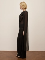 Топ на одно плечо Asymmetry