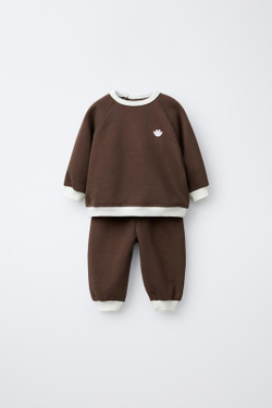 ZARA КОМПЛЕКТ: ТОЛСТОВКА И БРЮКИ С КОНТРАСТНЫМИ ДЕТАЛЯМИ, КОРИЧНЕВЫЙ