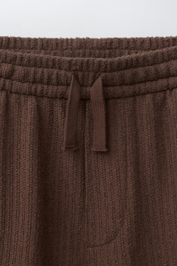ZARA ШОРТЫ ИЗ РЕЛЬЕФНОЙ ТКАНИ В СЕЛЬСКОМ СТИЛЕ, ШОКОЛАДНЫЙ