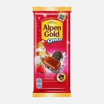 Шоколад Oreo нежная клубника молочный с кусочками печенья Alpen Gold 90г/85г