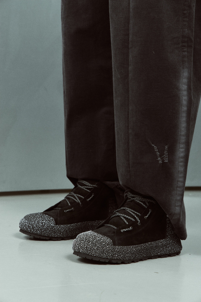 AIRSHOES black matrix WINTER