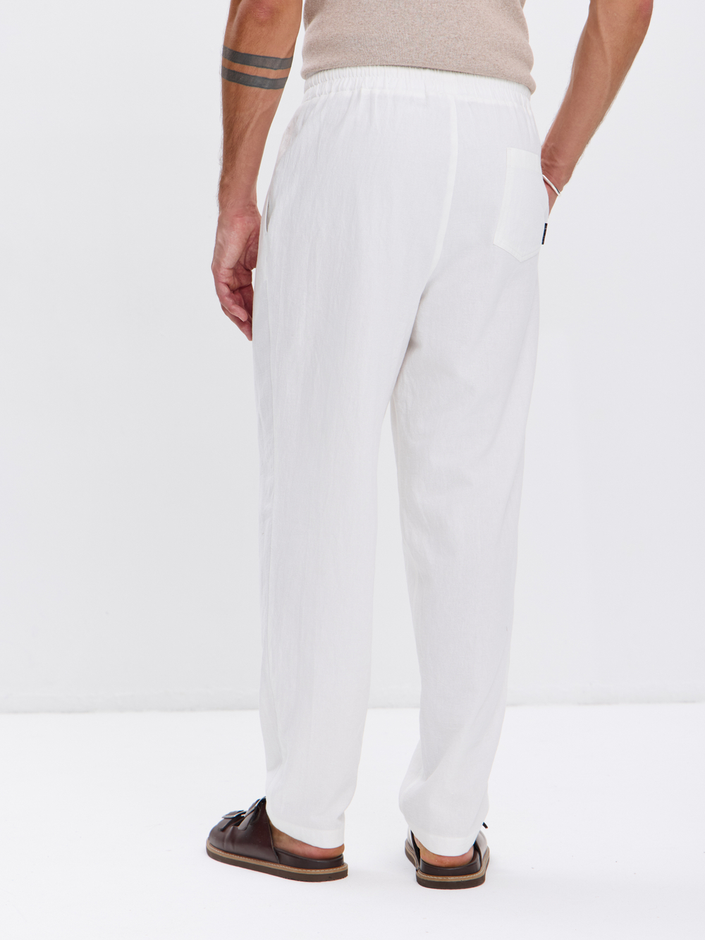 Штаны хлопковые с защипами