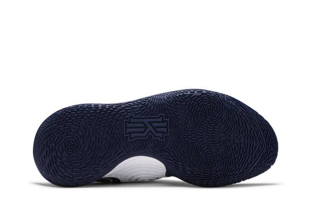 Кроссовки Nike Kyrie Low 3