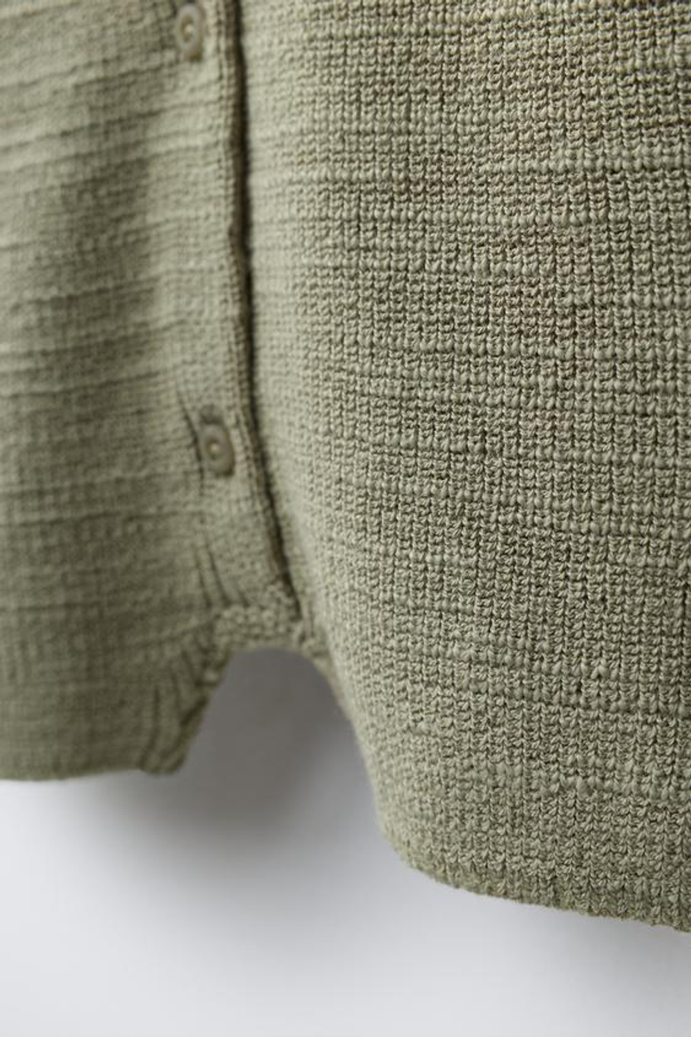 ZARA КОРОТКИЙ КОМБИНЕЗОН С ЖЕМЧУЖНЫМ УЗОРОМ, ХАКИ