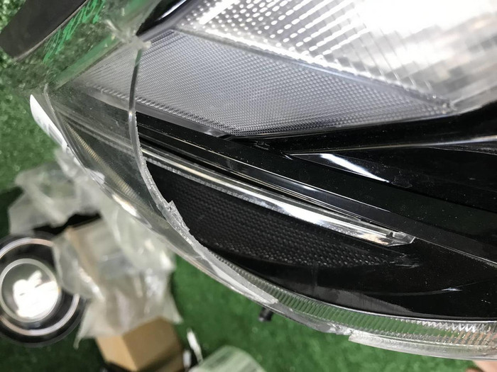 Фара правая Toyota RAV4 5 XA50 (2022-н.в.) LED