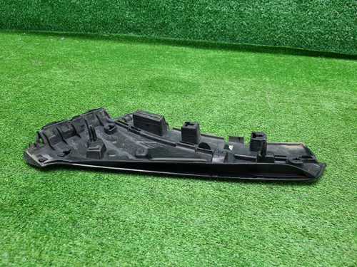 Накладка крыла передняя правая BMW X7 G07 (19-нв)