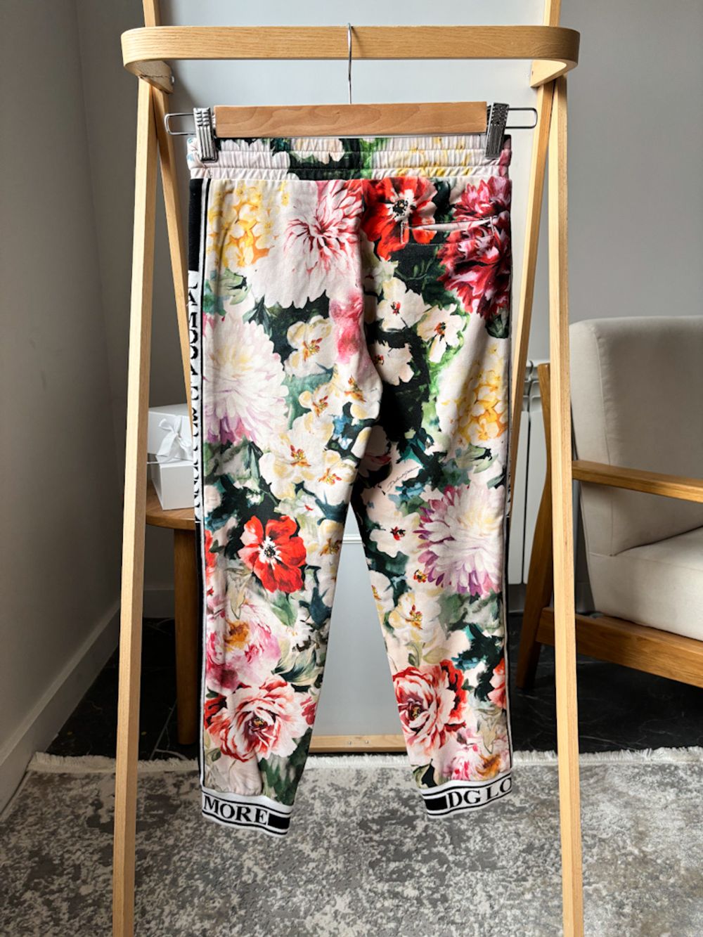 Брюки Dolce & Gabbana на кулиске, 134