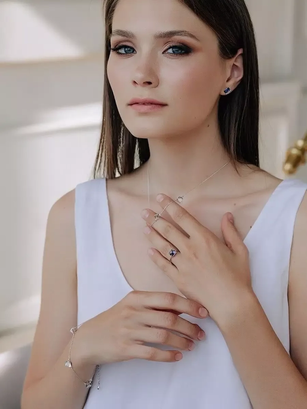 Серьги-гвоздики Миражи с синими кристаллами Swarovski