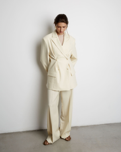 Жакет с дополнительными петлями из шерсти молочный