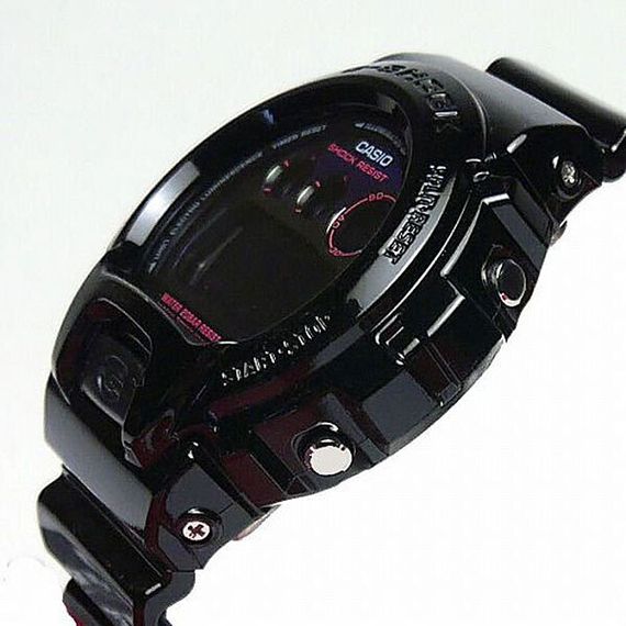 Наручные часы Casio DW-6900RGB-1E
