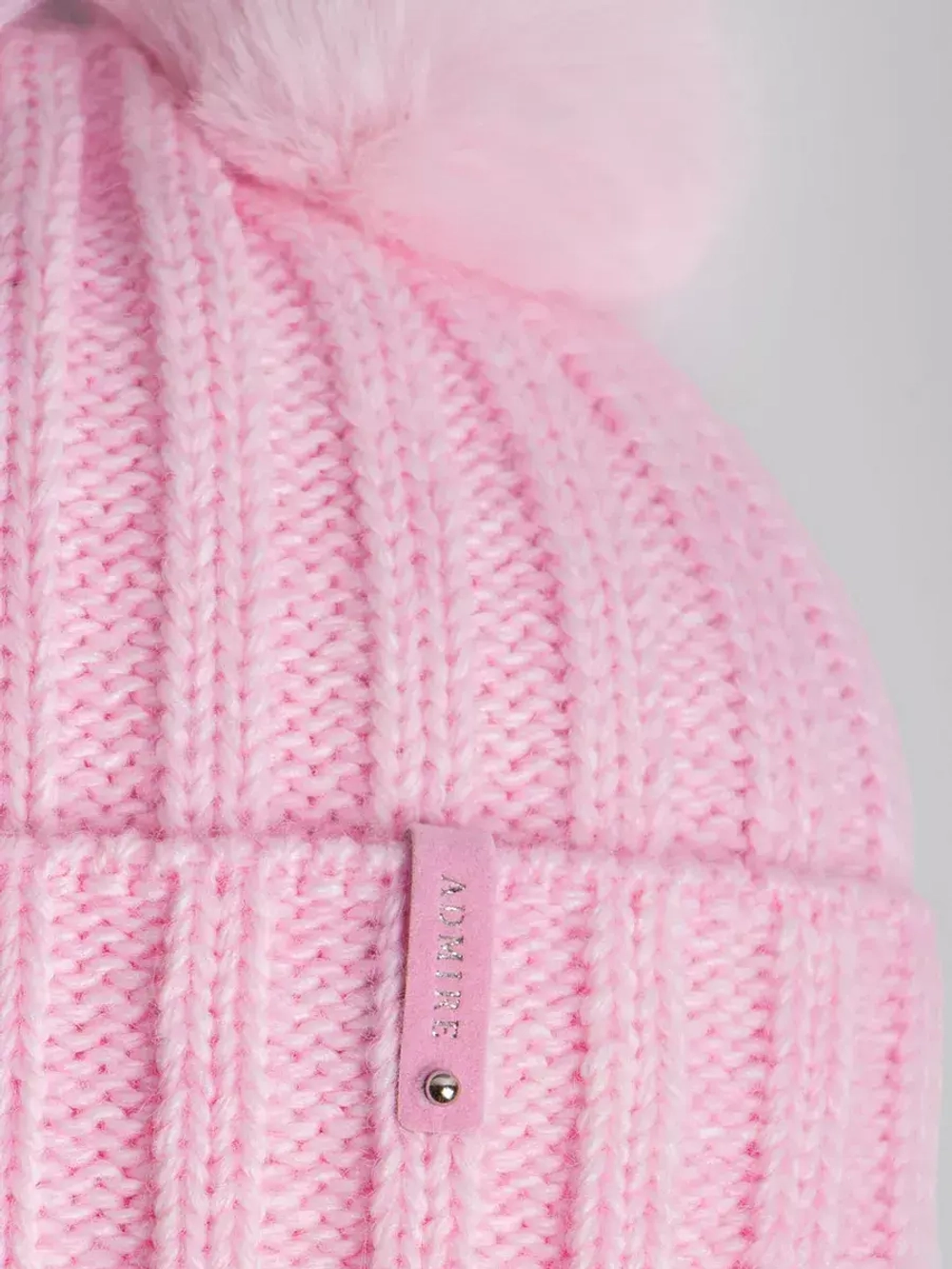 Шапка детская вязаная с помпонами и снуд