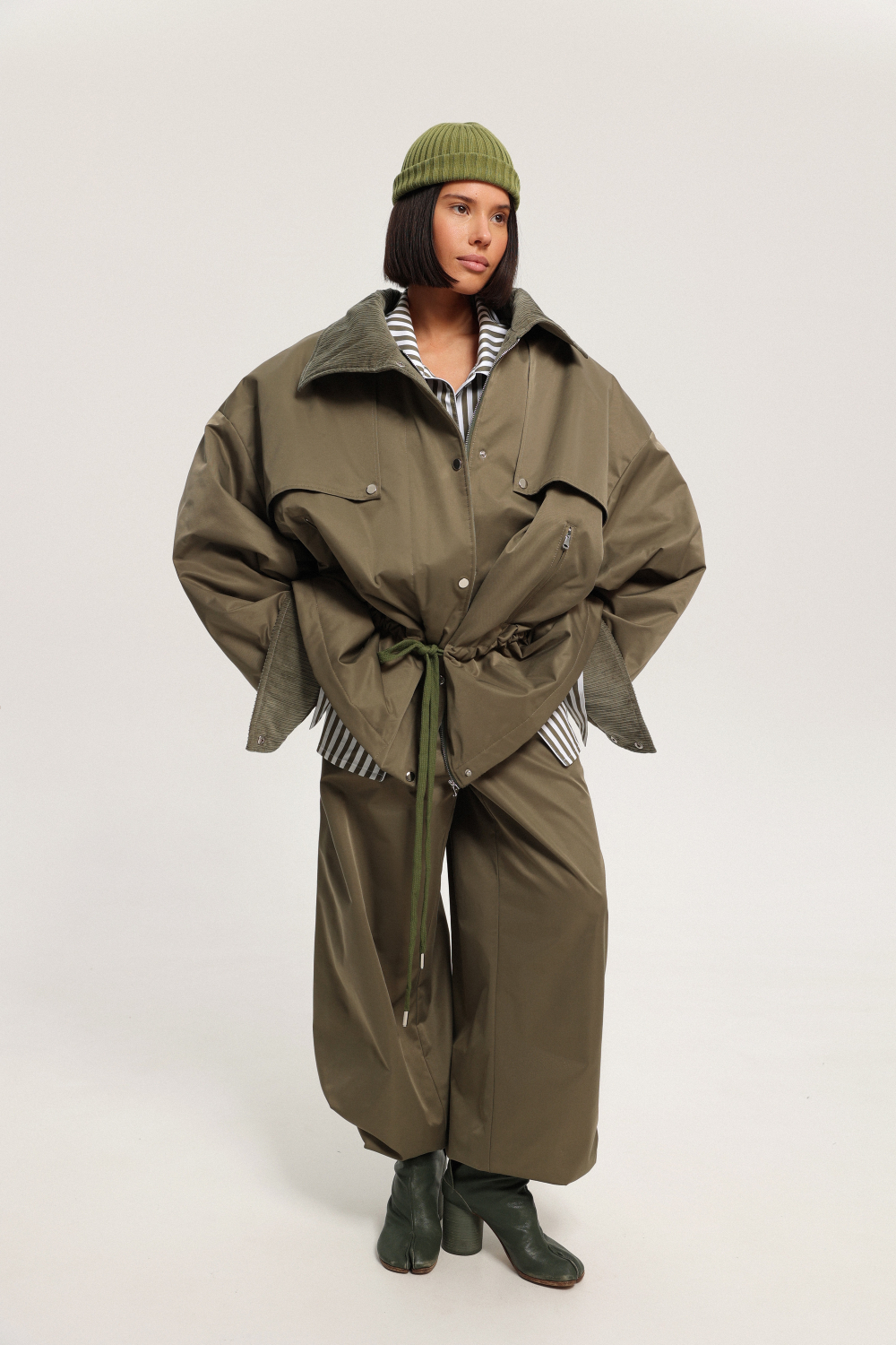 Брюки из плащёвки на кулиске