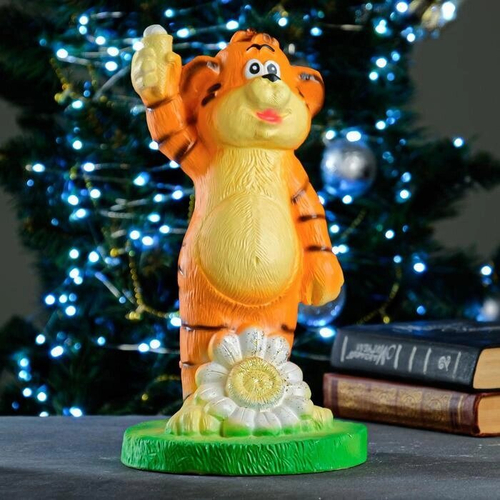 Копилка "Тигр с ромашкой" рыжий, 18,5х18,5х32 см