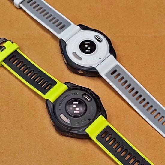 Защитный бампер чехол для часов Garmin Forerunner 965 материал TPU (Черный)
