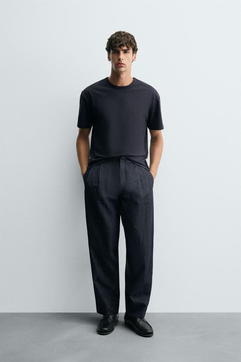 ZARA УКОРОЧЕННЫЕ ДЖИНСОВЫЕ БРЮКИ ШИРОКОГО КРОЯ, ИНДИГО