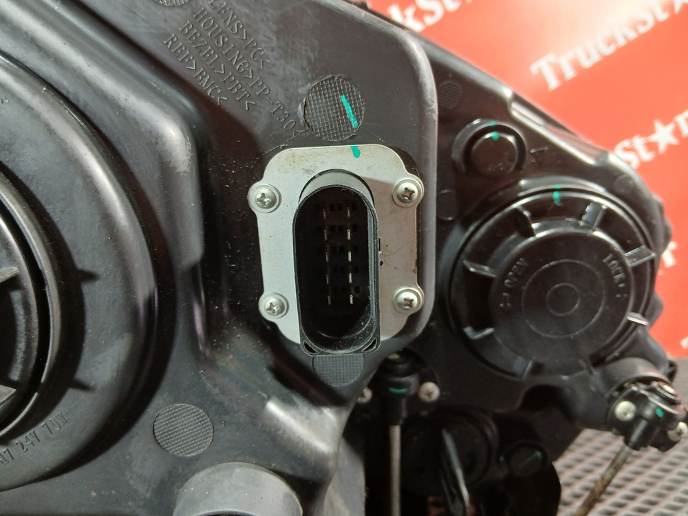 Фара левая 2022г