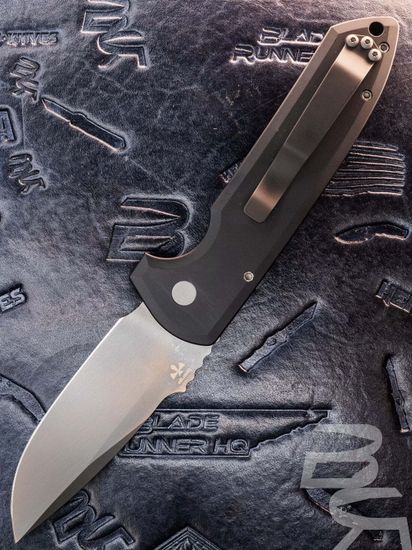 Автоматический нож Pro-Tech PTLG325-D2 Rockeye - черн. текстуриров. алюм. рук-ть, клинок Smoky Grey CPM-D2