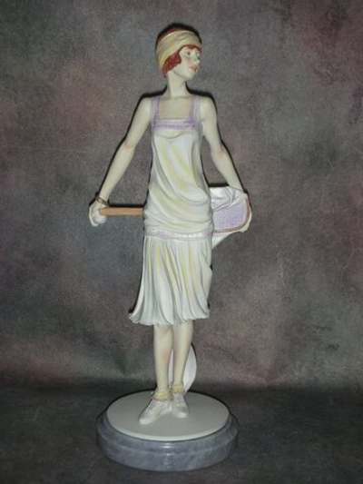 Статуэтка. Полистоун. Теннисистка. Royal Doulton. Англия